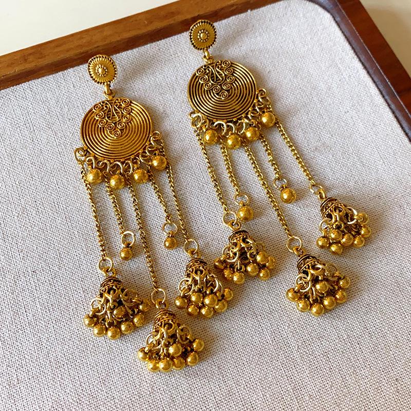 Silver needle ethnic style round flower fringed earrings retro temperament high-end earrings personalized unique temperament earrings