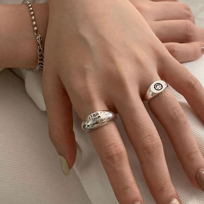 Korean Retro Fashion Adjustable Letter Ring for Women - Stylish & Trendy
