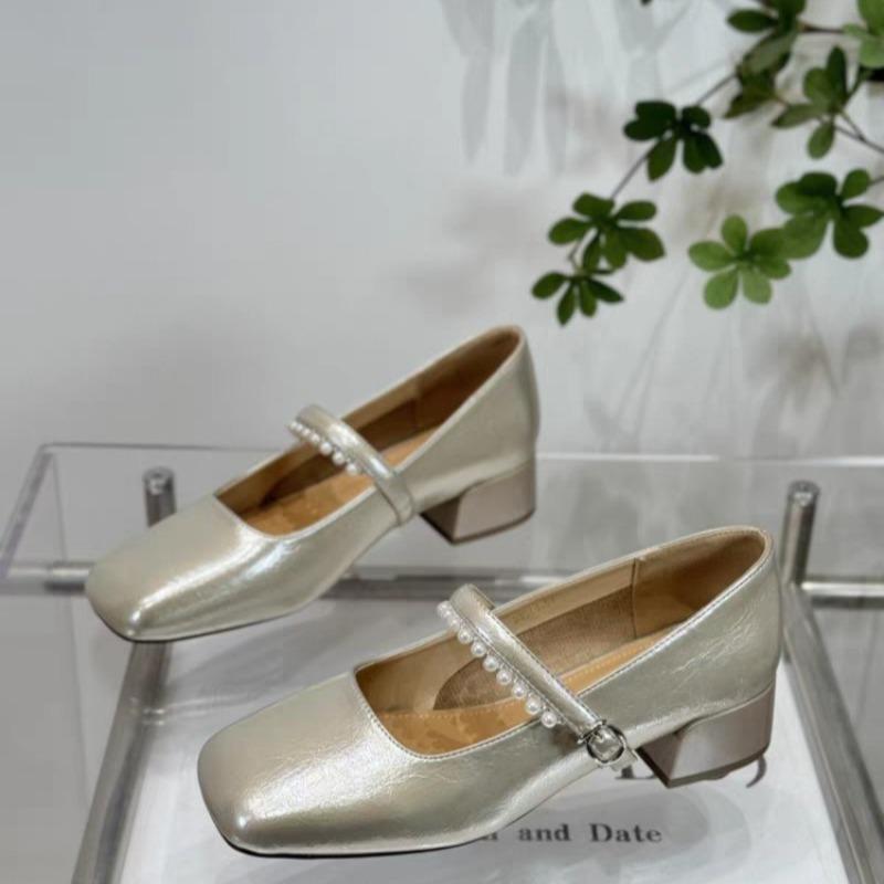 2026 Spring New French Mary Jane Shoes Women's Pearl One Line Strap Shallow Mouth Coarse Follow Up Shoes Women Silver
