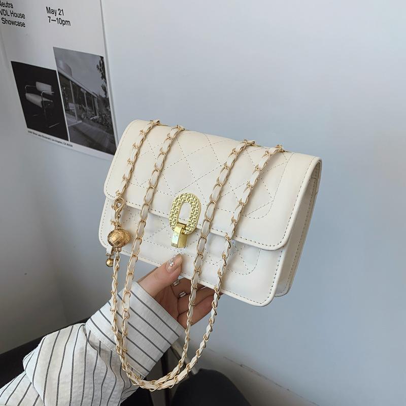 High Value Small Bag Women 2025 New Trend Fashion Diamond Chain Messenger Bag Small Square Bag High Value