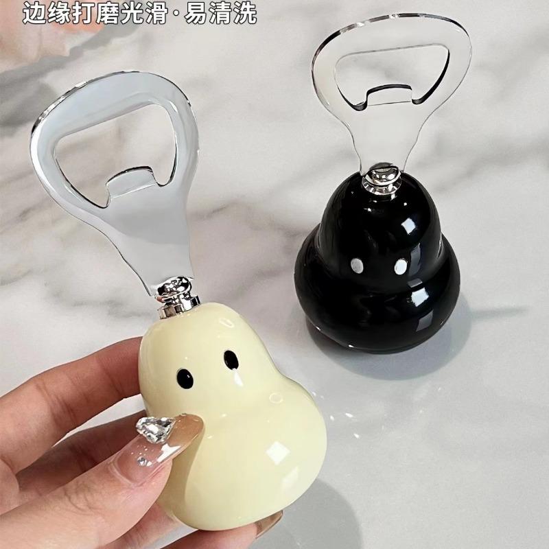 Creative Pear Shaped Beer Bottle Opener, Portable and Cute Bottle Opener Wine Opener Kitchen Gadgets