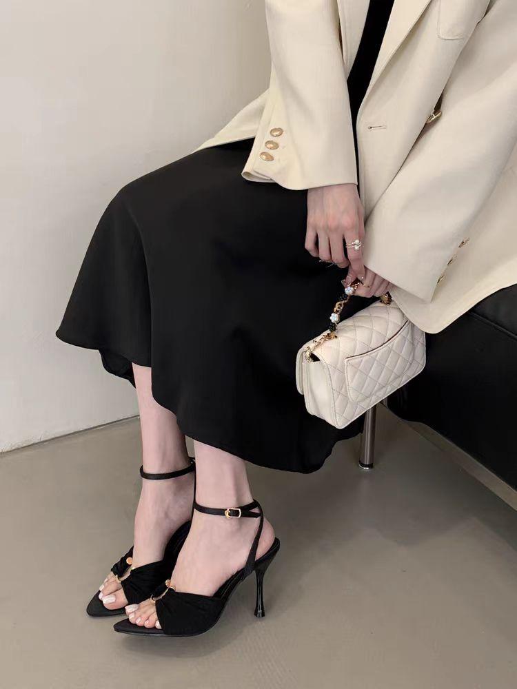 Fashion Fashion Metal Buckle Strap Design Thin High Heels Women Sexy Open Toe Ankle Strap Heeled Sandals Elegant Banquet Wedding Shoes