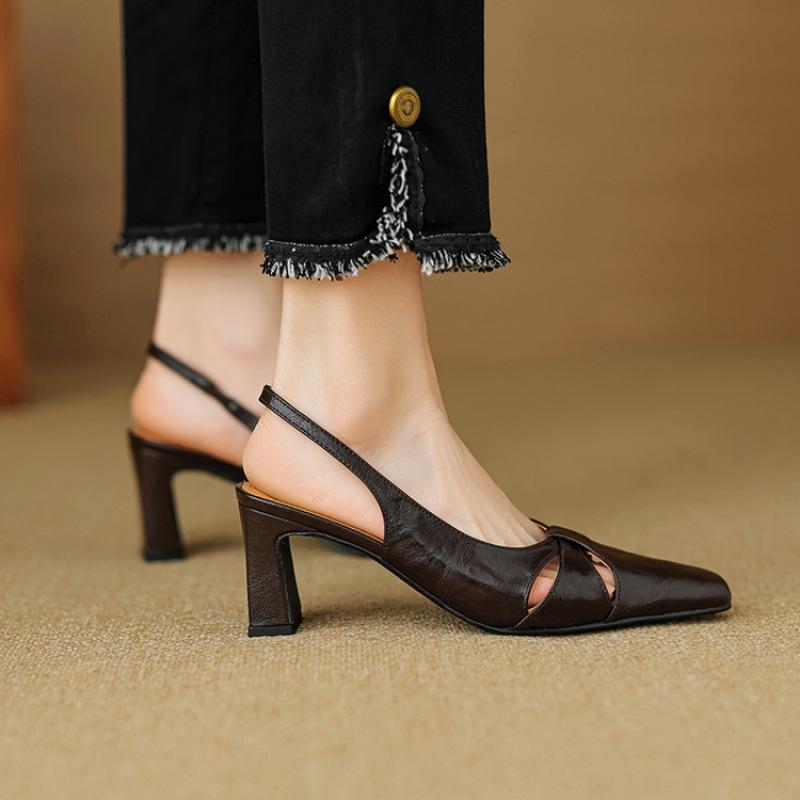 New Bag Head Sandals Women's One-pedal Empty Sandals Summer Thick Heel Women's Sandals Medium Heel Large Size Shoes Square Head Comfortable