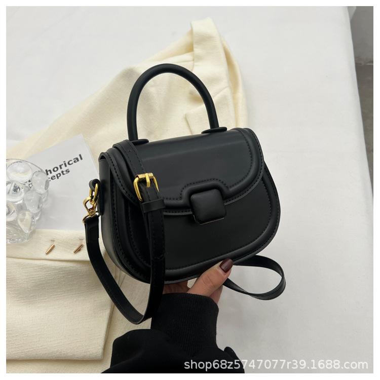 Niche design handbag women's 2025 new Korean version ins retro saddle bag versatile shoulder crossbody bag