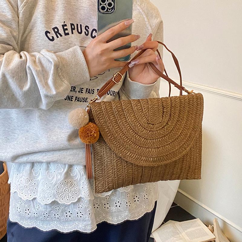 Handmade Straw Beach Shoulder Crossbody Bag Girls Envelope Woven Summer Small Hair Ball Cluth