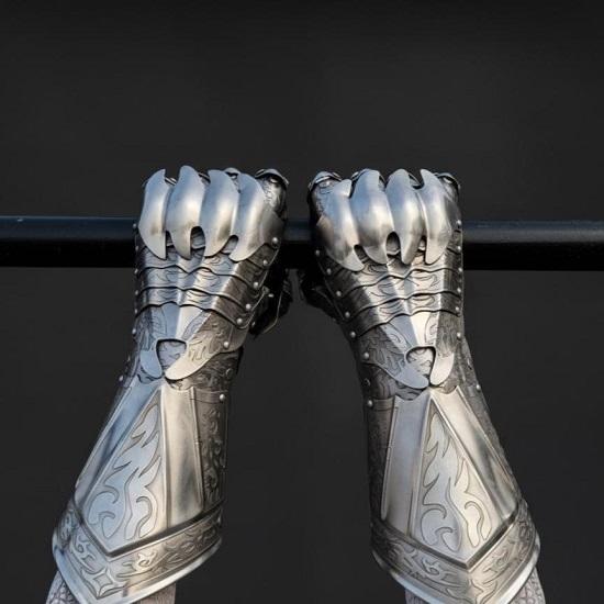 Nazgul Witch King Armor Set: 18 Gauge Steel Helmet Gauntlets