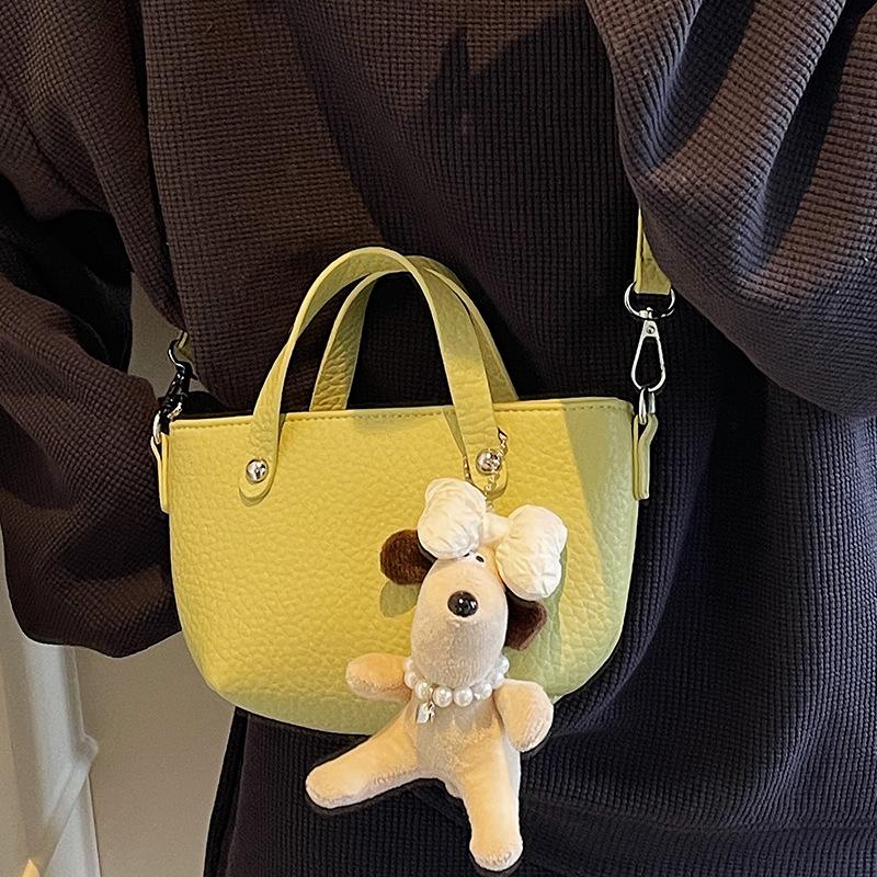 Casual texture simple bucket bag spring new women's shoulder bag beautiful foreign trend crossbody bag