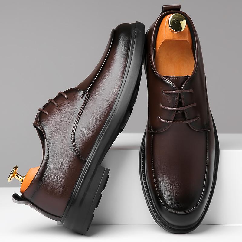 Men's Casual Leather Shoes Classic Gentleman Minimalist Style Work and Office Groom's Wedding or Party Luxury Suit Shoes
