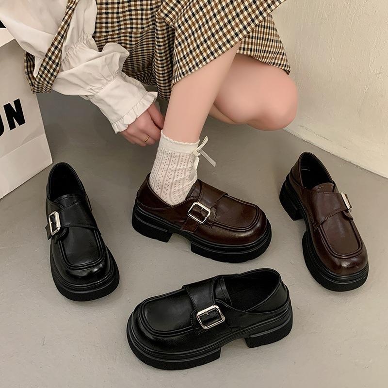 Black thick-soled Mary Jane small leather shoes for women, British small people, and new spring single shoes.