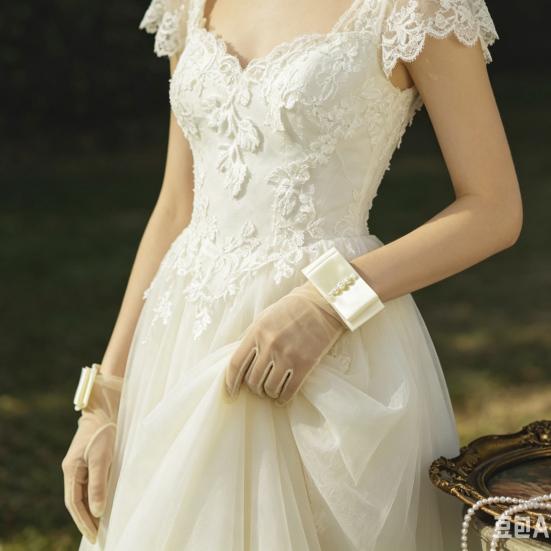 Guanti Sposa in Raso Guanti da Polso Matrimonio Donna Guanti Eleganti Lucidi per Festa del Tè Evento Formale Cerimonia di Fidanzamento Ballo