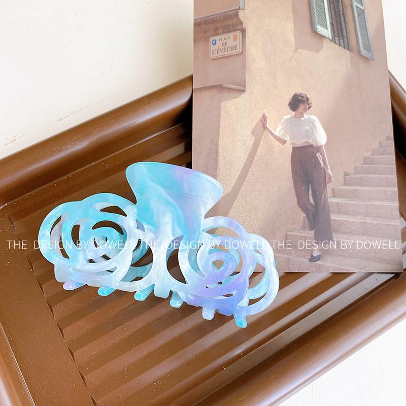 Beautifully Designed Acrylic Hair Claw Clip In Vibrant Colors For Fashionable Ladies Colorful Blue