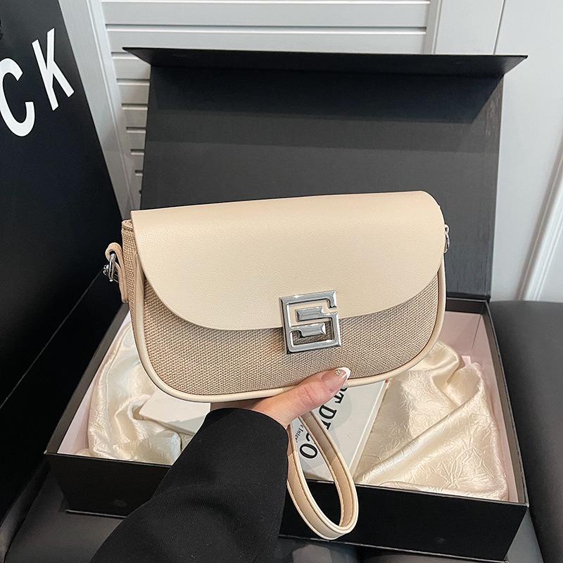 Spring New Fashion Sense Bag Women's Simple Temperament Saddle Bag Casual Niche Retro Shoulder Bag