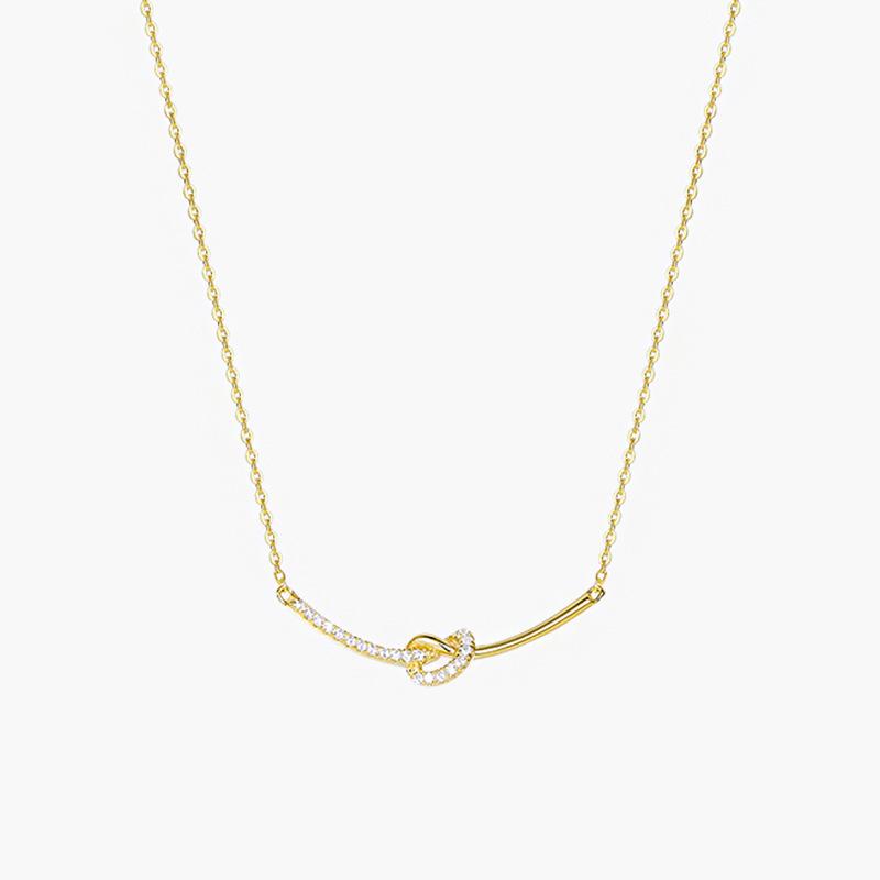 Knotted Heart Necklace: High-End, Chic, Light Luxury, Versatile Design for Women