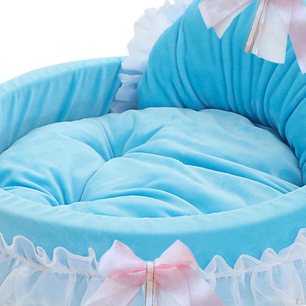 Bed for Small Dogs And Cats with Lace Detailing