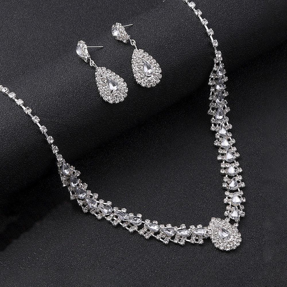 

Popular Simple Water Drop Necklace & Earrings Set with Inlaid Zircon Diamonds