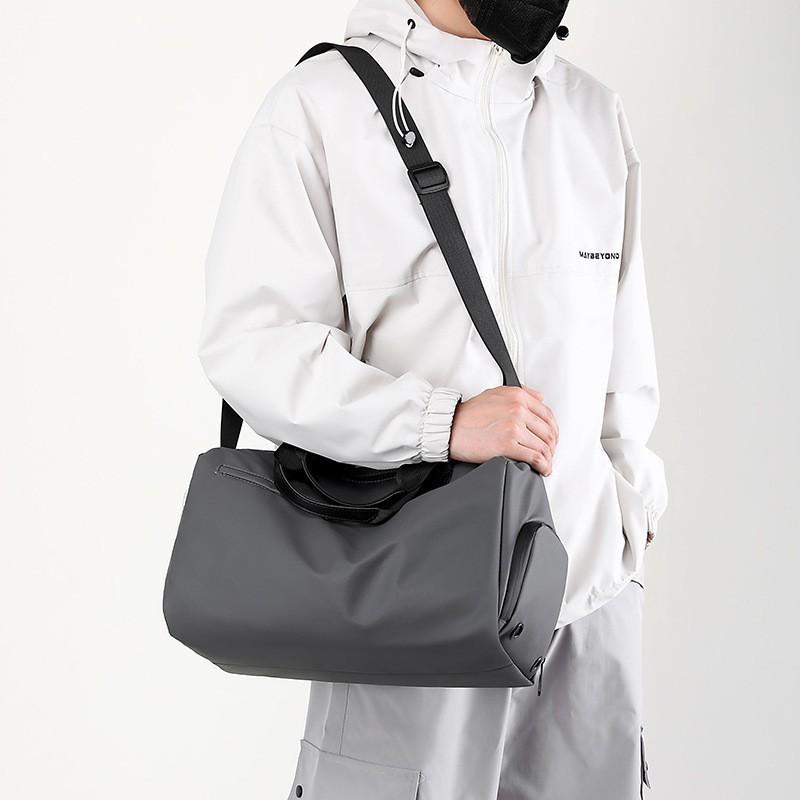 Minimalistische Duffeltas voor Reizen, Sportschool en Dagelijks Gebruik met Schouderband Grote Capaciteit Waterbestendige Tote Bag