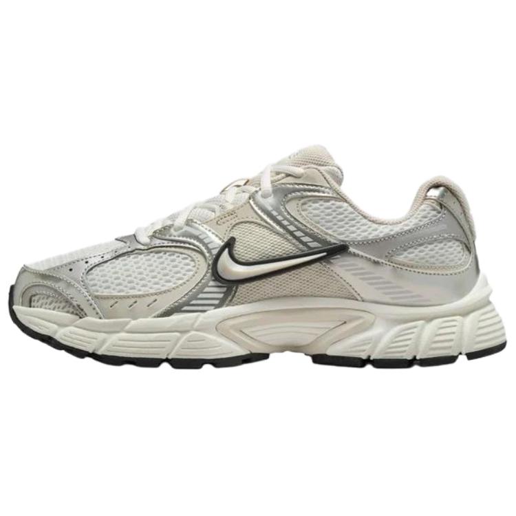 Nike  V5 RNR Summit White Light Orewood Women Sneakers Cream Sail Black HQ7901-104