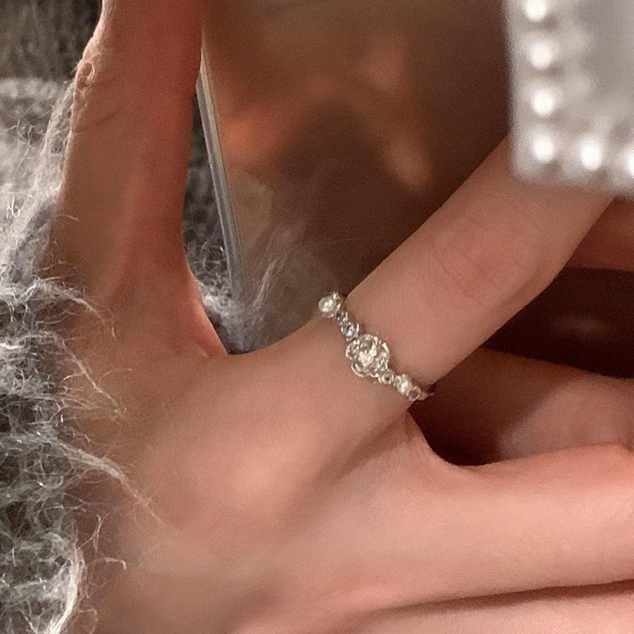 Xiaoxiangfeng zircon flower pearl ring light luxury index finger ring design open ring