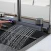 Cocina integrierte Wasserfall-Küchenspüle, Wabentechnologie, großes digitales Display, Seifenspender aus Edelstahl, Becherspüler