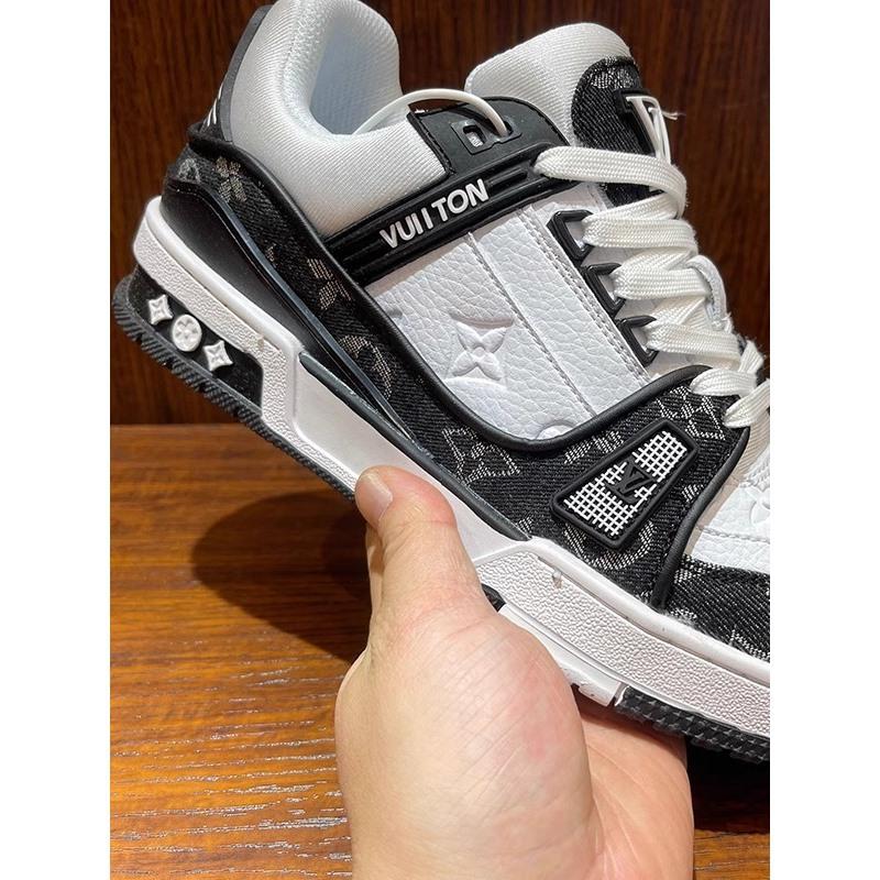 Letní pánské boty nové ležérní boty měkká podrážka barevné sladění sportovní boty trend nízké prodyšné protiskluzové boardové boty