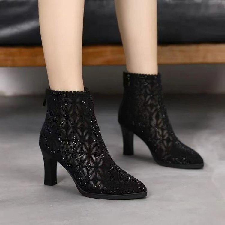 Hollow net boots spring and summer new cool boots mesh yarn breathable hot drill pointed high heels single boots