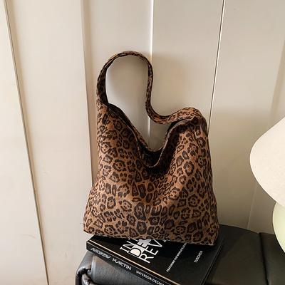 Damentaschen – Geräumige Taschen