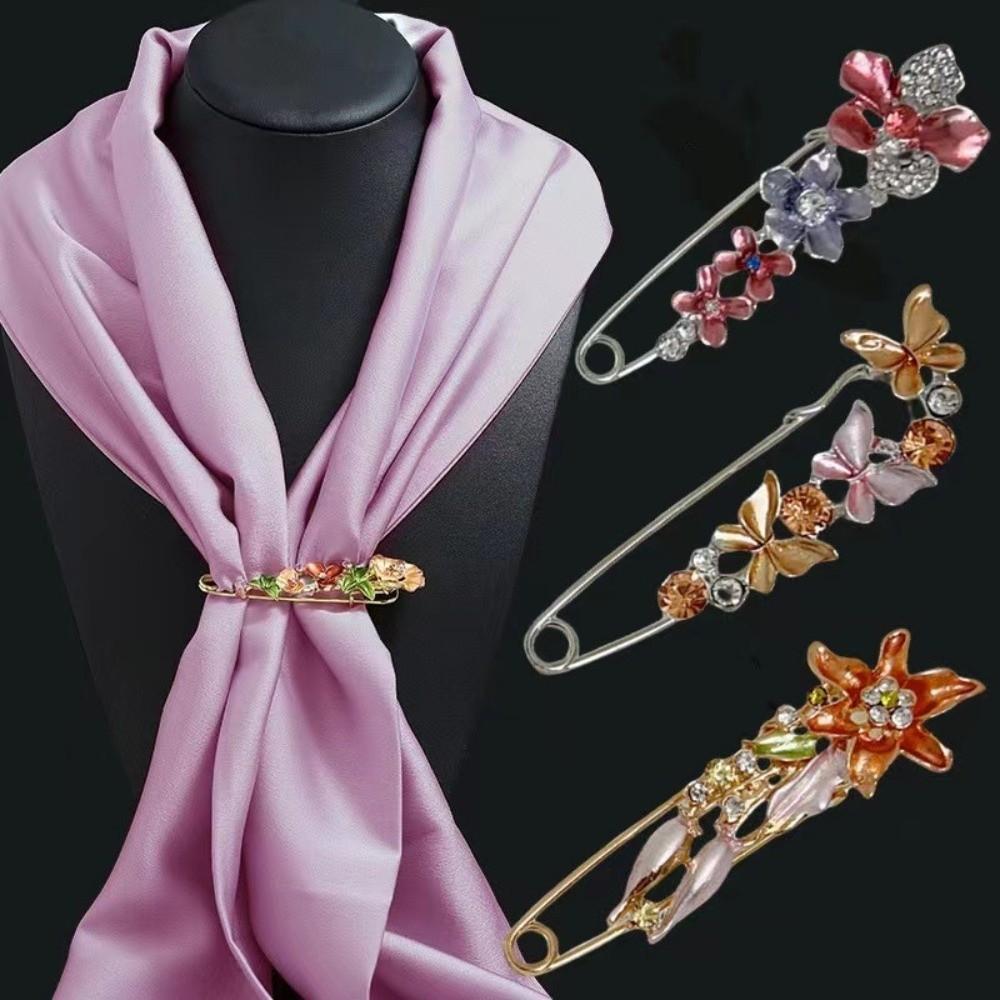 Rhinestones Safety Pins Sparkling Waist Fastening Pins Versatile Flower Brooch Dress Decoration