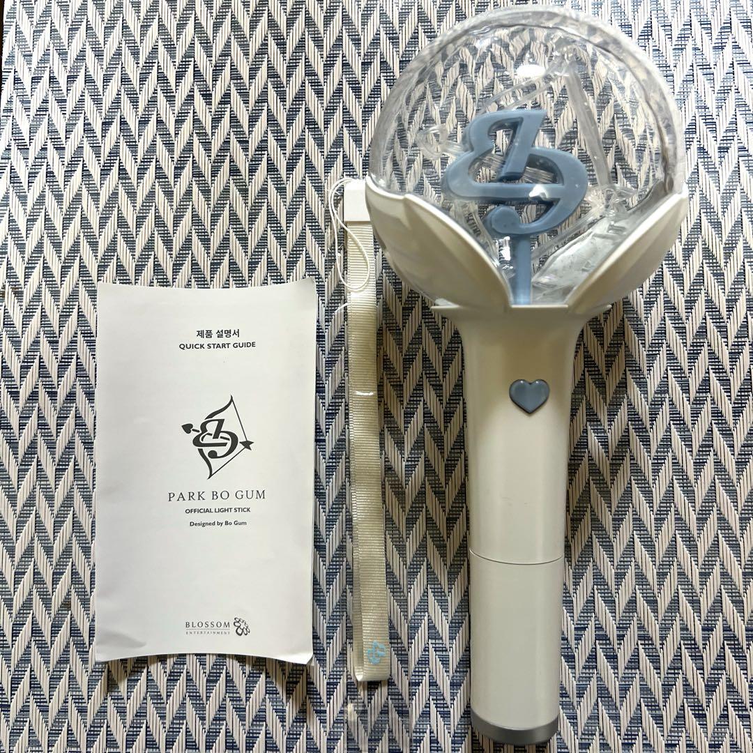 

[Б/У] Сниженная цена лайтстик Пак Бо Гома