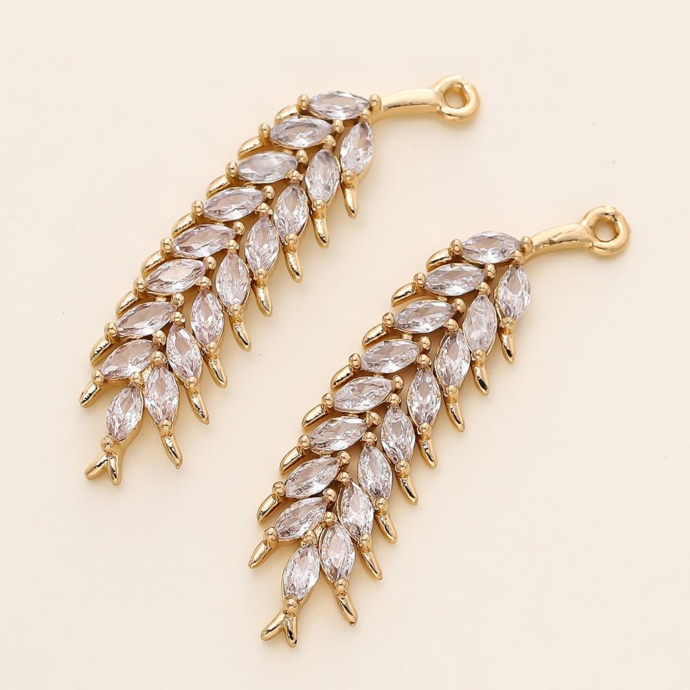 

2/4Pcs 10*35mm 18K Gold Color Plated Feather Charms Pendants for DIY Necklace Earrings Jewelry Making Supplies Accessories 2pcs белый