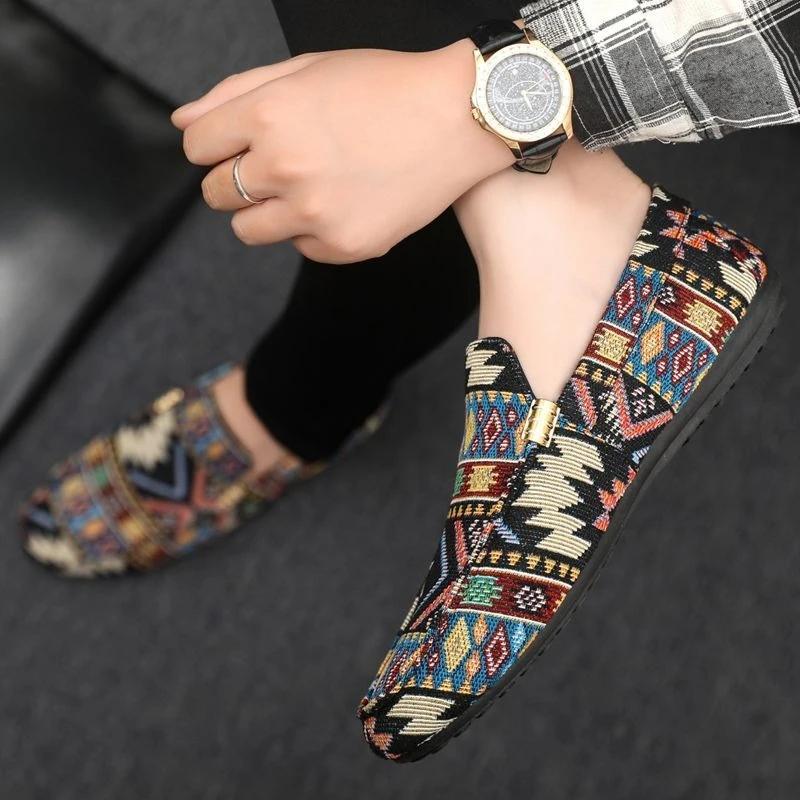 Men's Casual Shoes Low-Top Canvas Slip-on Black Sneakers In Promotion Non-leather Classic Original Size 44 Deals Retro Male Shoe