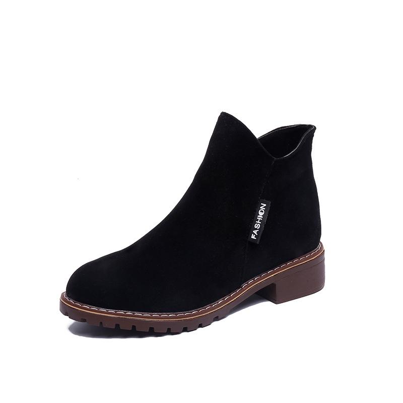 Women's Autumn/Winter Velvet Martin Boots - British Style, Retro Chic, Versatile Short Boots for Students and Riders.