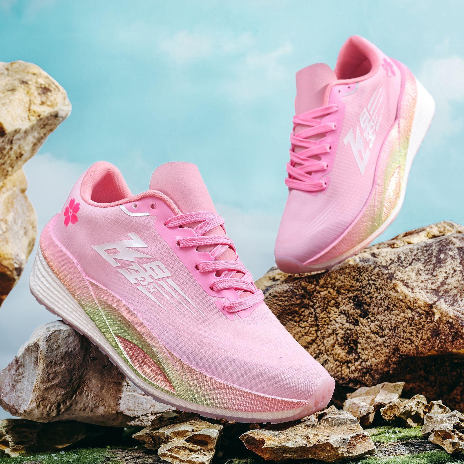 

New breathable mesh running shoes really explosive sole carbon board running shoes lightweight middle school student physical education class comp 44