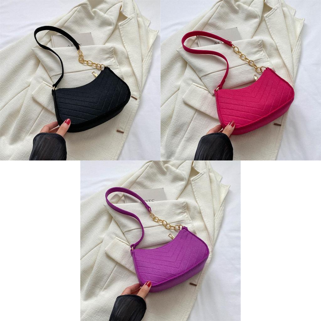 Retro Small Shoulder Bag 2023 Autumn Fashion Women Crossbody Bag Street Style Minimalist Handbag