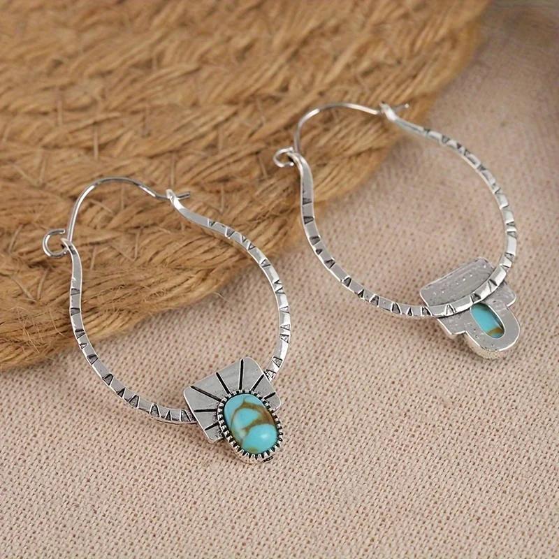 Cercei Rotunzi Stil Boho-Chic - Culoare Argintie, Incrustați cu Zirconiu Sintetic, Perfecți pentru Tinute Casual și Cadouri