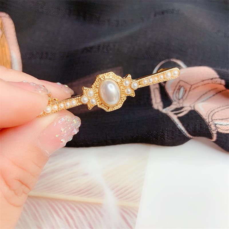 Vintage Pearl Brooch Baroque Simple Compact Clothes Scarf Pins Brooches Exquisite