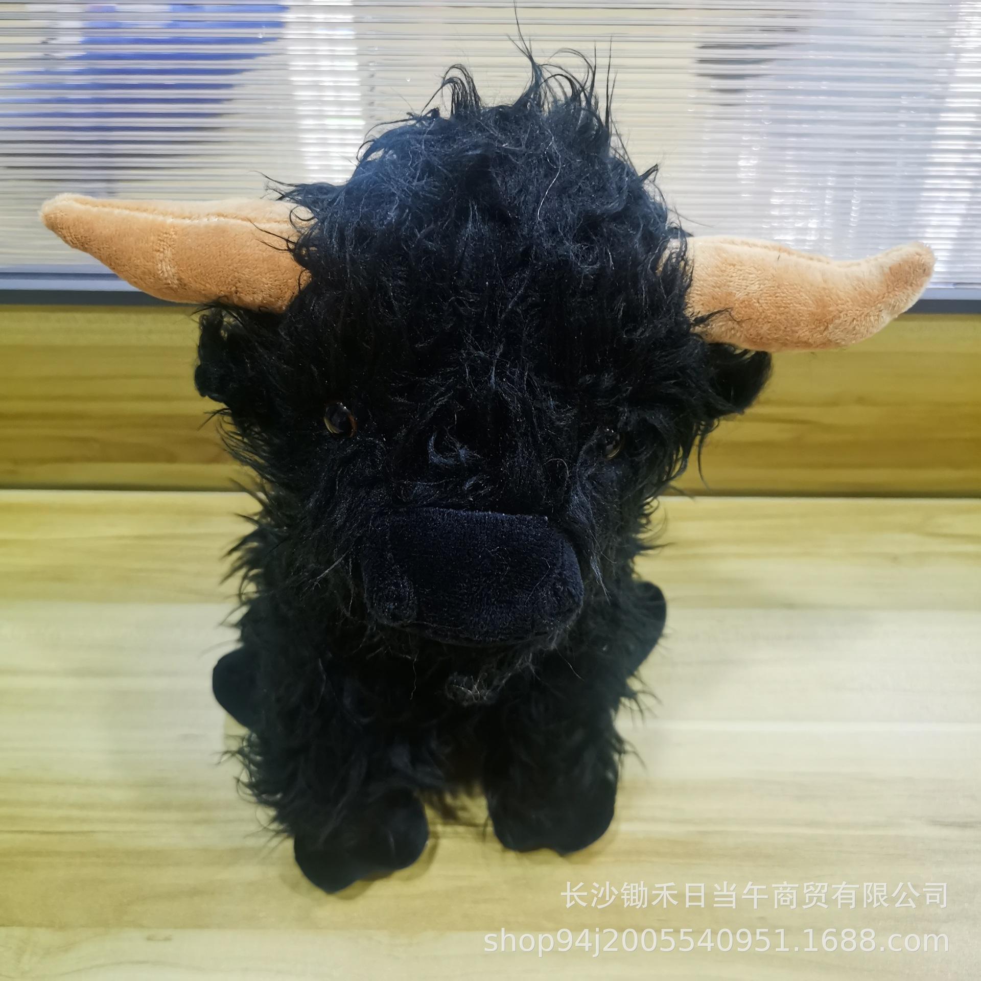 

Имитация Шотландской высокогорной коровы Плюшевая кукла Шотландской высокогорной коровы Кукла коровы с длинной шерстью 28cm 180g чёрный