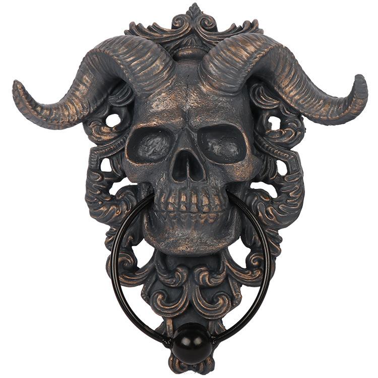 Baphomet Horned God Skull Hanging Door Knocker Resin Goat-Headed Crafts Satan Goat Statue Ornaments Decor Hanging Plate Knocker