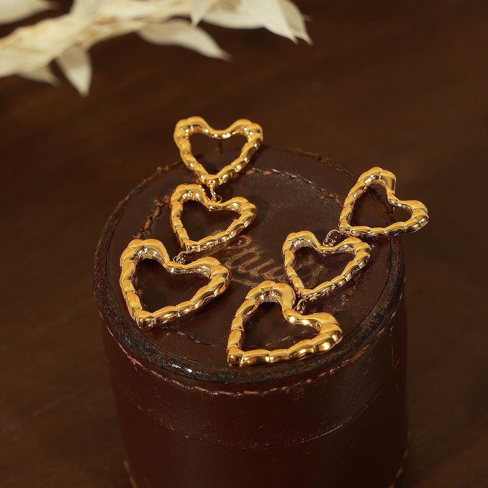 Vintage Metal Gold Color Earrings For Women Simple Big Hollow Peach Heart Alloy Drop Earrings Party Jewelry