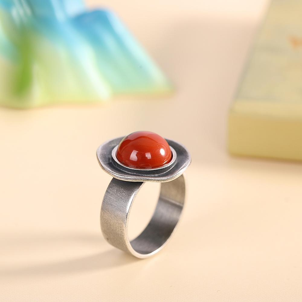 

Retro Ethnic Nanjiang Red Agate Sliver Color Irregular Flying Saucer Shape Opening Ring for Women Stainless Steel Finger Jewelry resizable