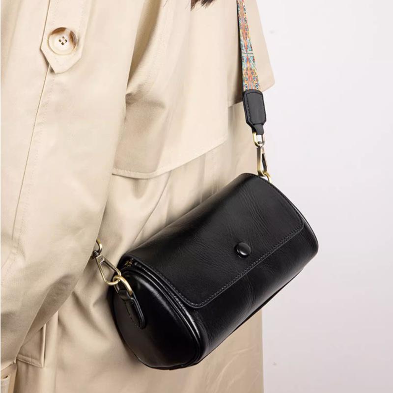A Retro and Fashionable Single-shoulder Crossbody Bag Made of Leather, Charcoal Top Layer Leather Cylinder Bag