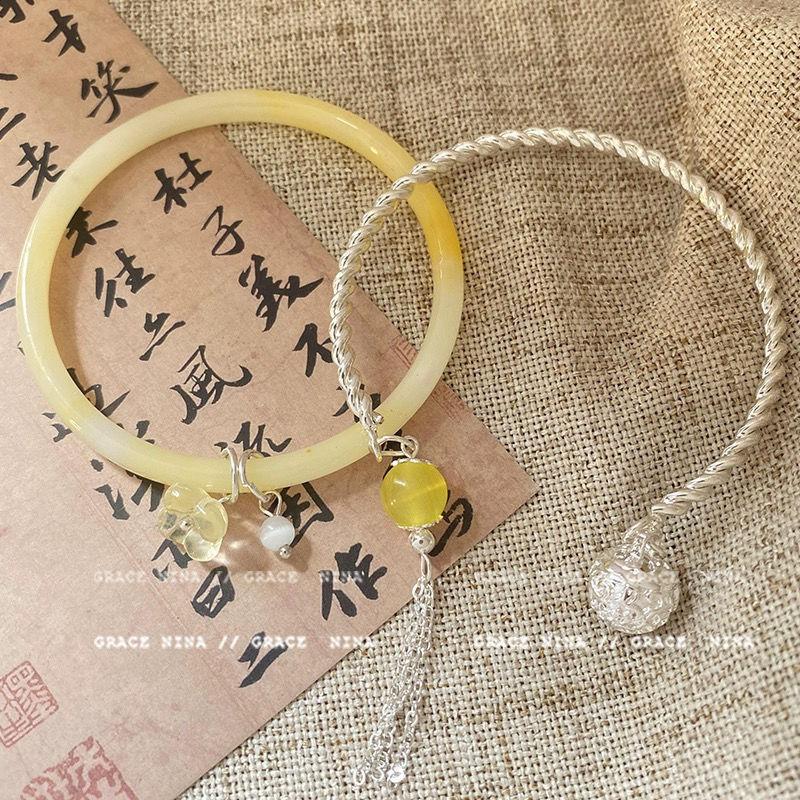 Antiker Glöckchen-Armreif Damen Nischen-Design-Armreif High-End-Gefühl Einfach und vielseitig Temperament Schmuck Trend
