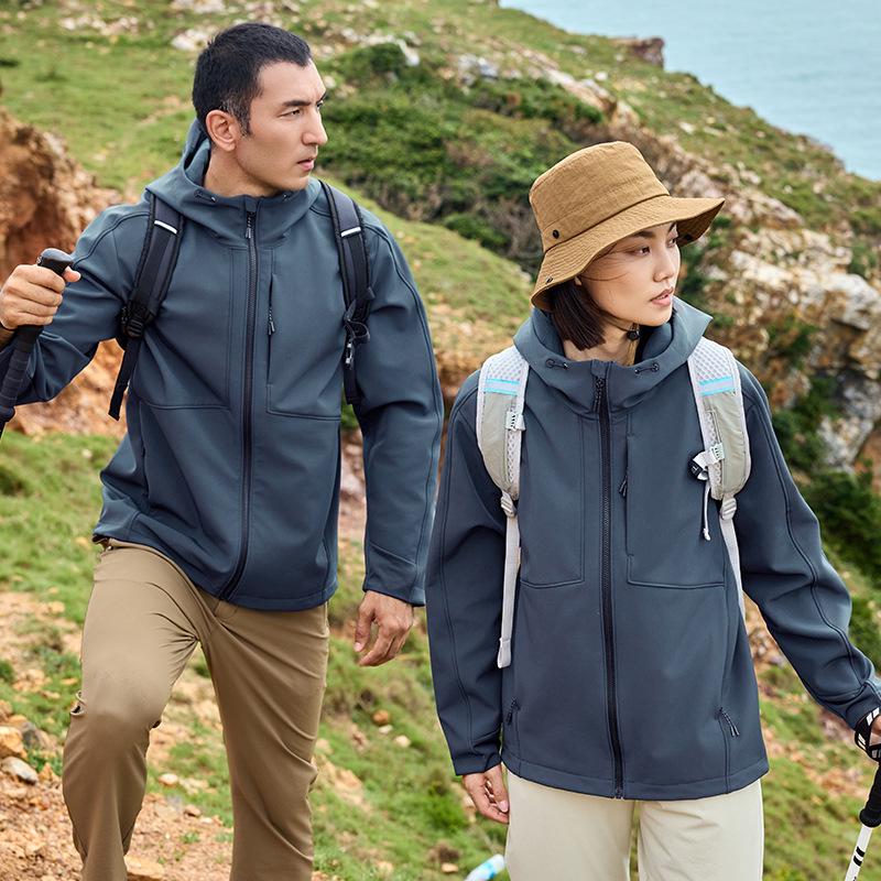 Water-Repellent Hooded Softshell Jacket for Couples – Windproof Outdoor Camping Outerwear