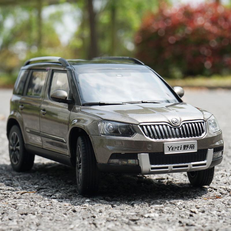 AAABW1 1:18 SKODA Yeti SUV Alloy Car Model Diecast Metal City Off-road Vehicles Car Model High Simulation Collection Childrens Toy Gift