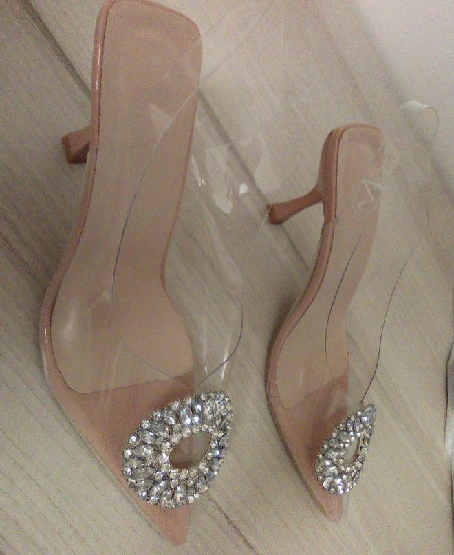 Sandales Mode Femme Beige Bouton Carré Décoratif Strass Talons Hauts Transparents Chaussures 2025 Mode Escarpins Slingback Été