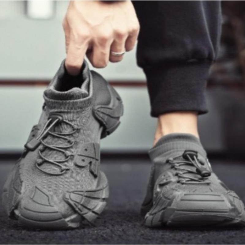 Fashion 2025 New Summer Men Lazy Shoe Outdoor Breathable Men Casual Sneakers Soft Soled Male Thick Bottom Tennis Shoes Zapatillas Hombre