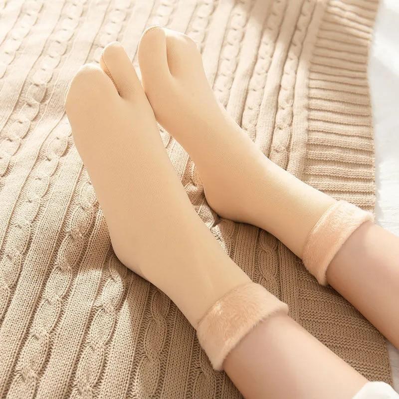 

Women s Seamless Socks Winter Thicken Warm Solid Color Socks Toe Separation Breathable Floor Socks ONE SIZE чёрный
