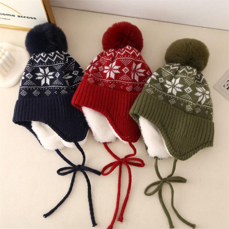 New Women's Autumn and Winter Face Small Fleece Jacquard Wool Hat Outdoor Travel Cold Warm Hat Big Head Circumference Knitted Hat