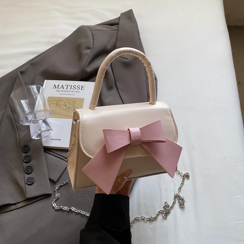Textured niche messenger bag 2025 spring and summer this year popular bag bow foreign style mini bag design sense