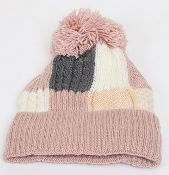 

Женская зимняя клетчатая вязаная шапка с помпоном - Универсальная, теплая защита ушей для ношения на открытом воздухе One Size розовый