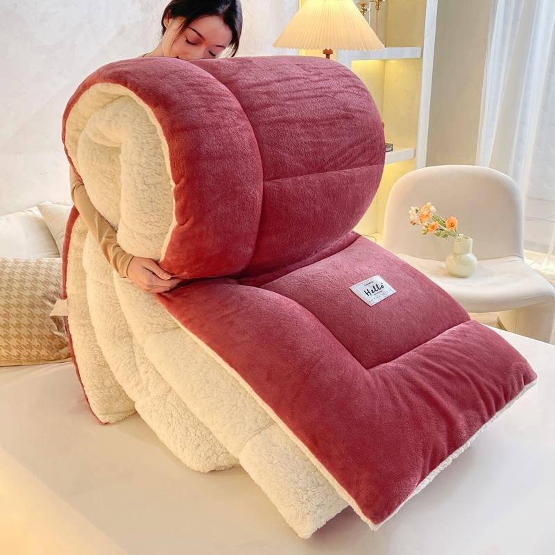 New 1pc High Quality Three-layer Warm Comforter Autumn And Winter Thickened Quilt Warm Quilt Core Heats Up Instantly